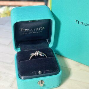 EXCELLENT Condition, 2025 Pre-loved Tiffany Knot Ring White Gold w/ diamond